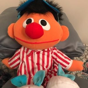 Kid’s Ernie from Sesame Street TYCO Talking Ernie